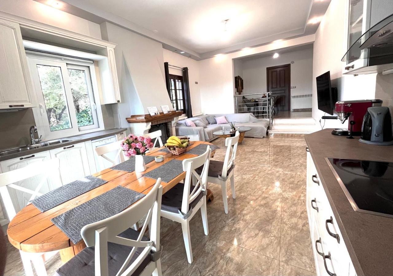 Gkk House Private Swimming Pool Luxury House Villa Skriperon Exterior foto